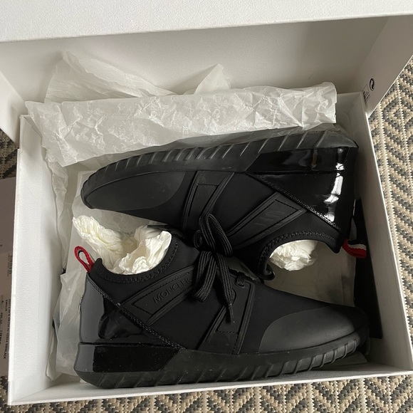 Moncler Emilia waterproof sneaker 7.5 - Picture 3 of 8